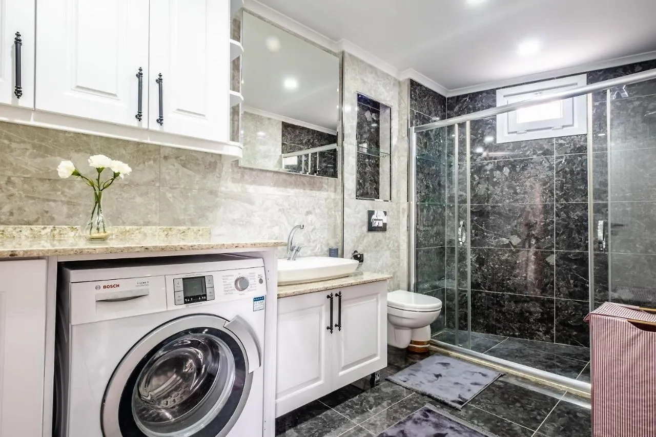 Vibrant Flat With Balcony In Maltepe Apartment Istanbul